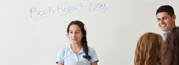 Student reading in English